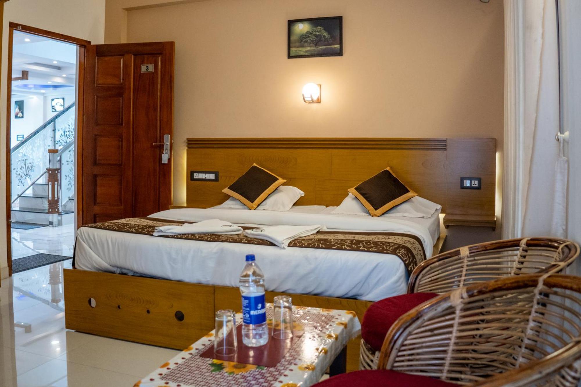 White House Residency Hotel Varkala Ngoại thất bức ảnh